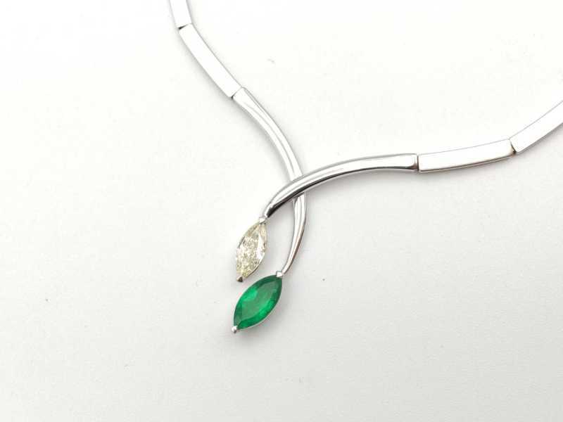 宝石買取 エメラルド ネックレス K18WG